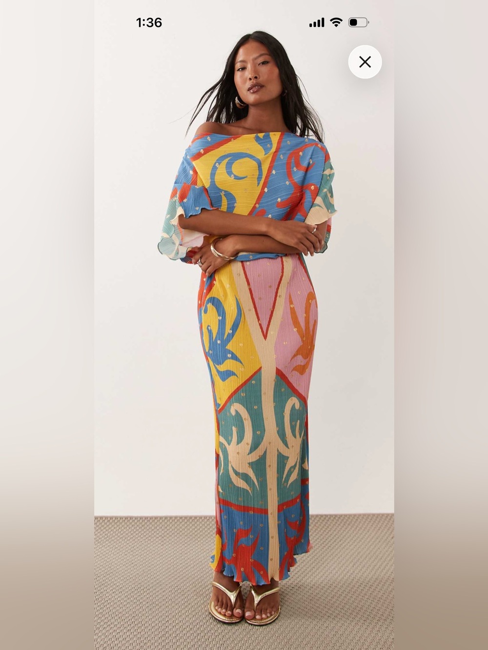 Petite Tilly off shoulder plisse maxi dress in kaleidoscope print